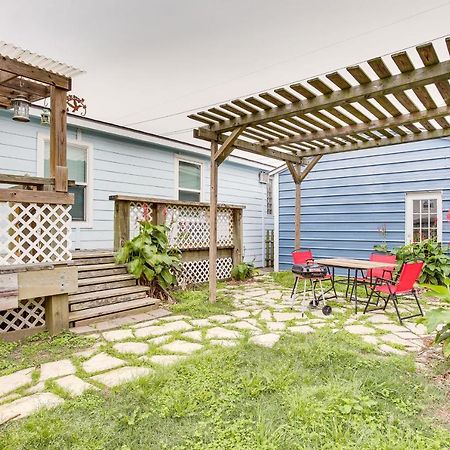 Galveston Cottage About 1 Mi To Beach Pet Friendly! Extérieur photo