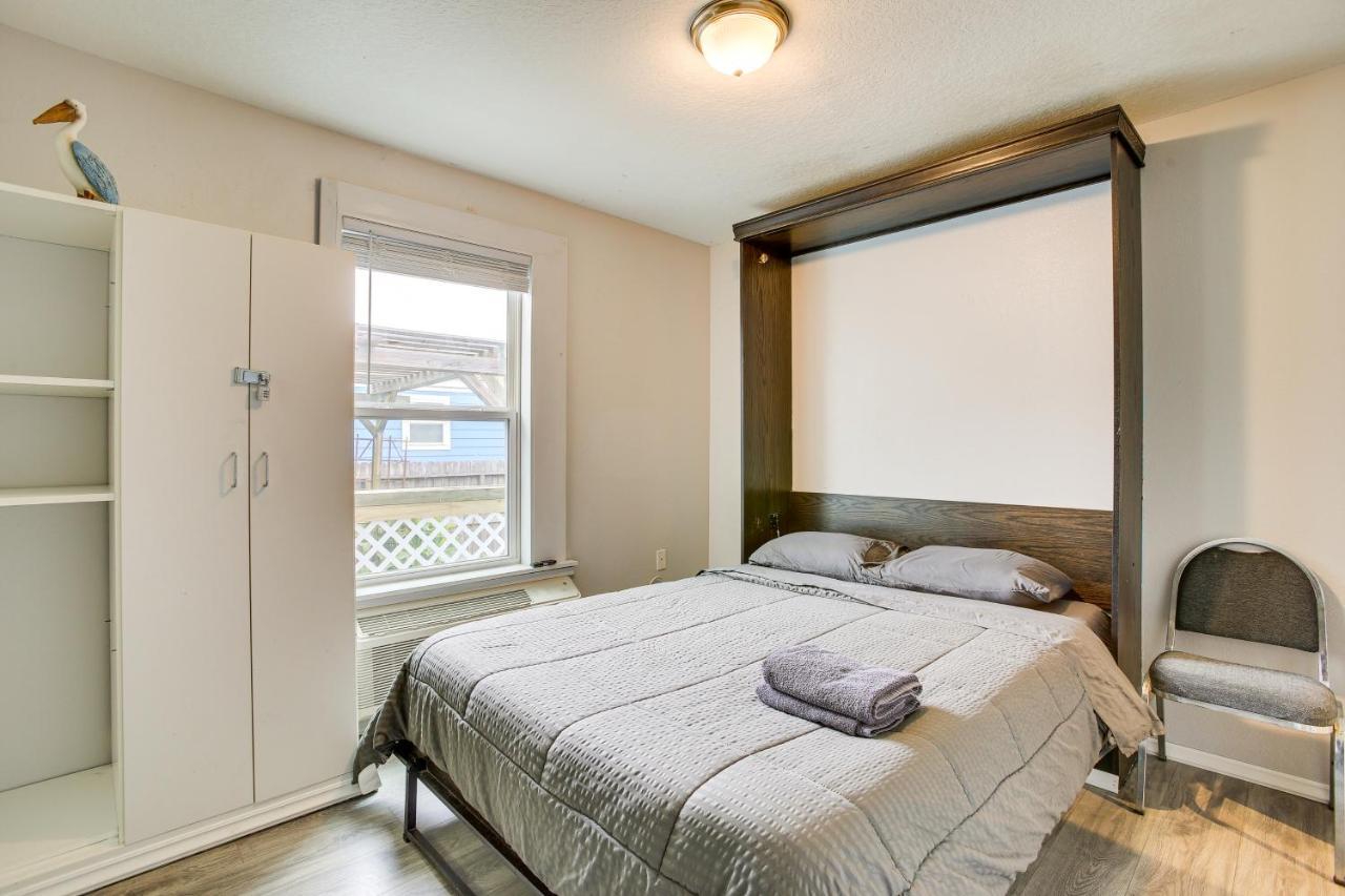 Galveston Cottage About 1 Mi To Beach Pet Friendly! Extérieur photo